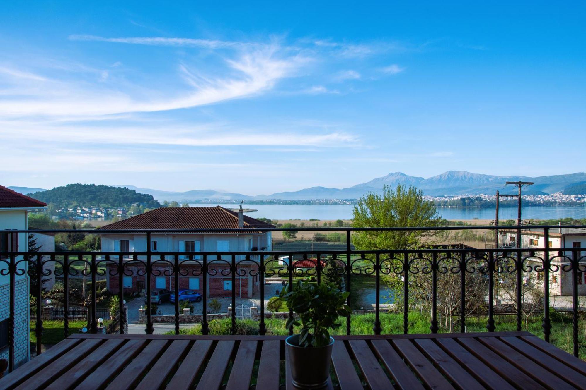 Lake House Ioannina Bagian luar foto